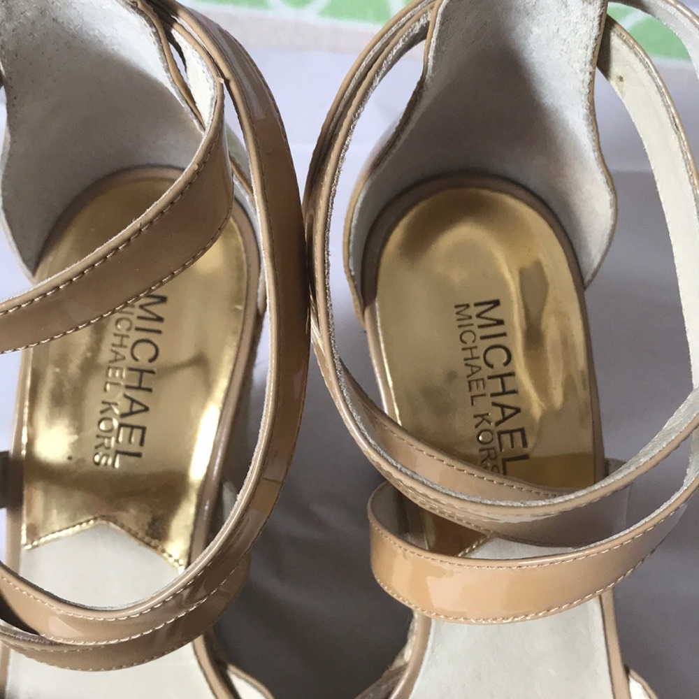 Michael Kors patent leather wedges - Picture 7 of 10